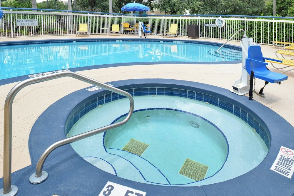 Фото Fairfield Inn by Marriott Orlando Airport