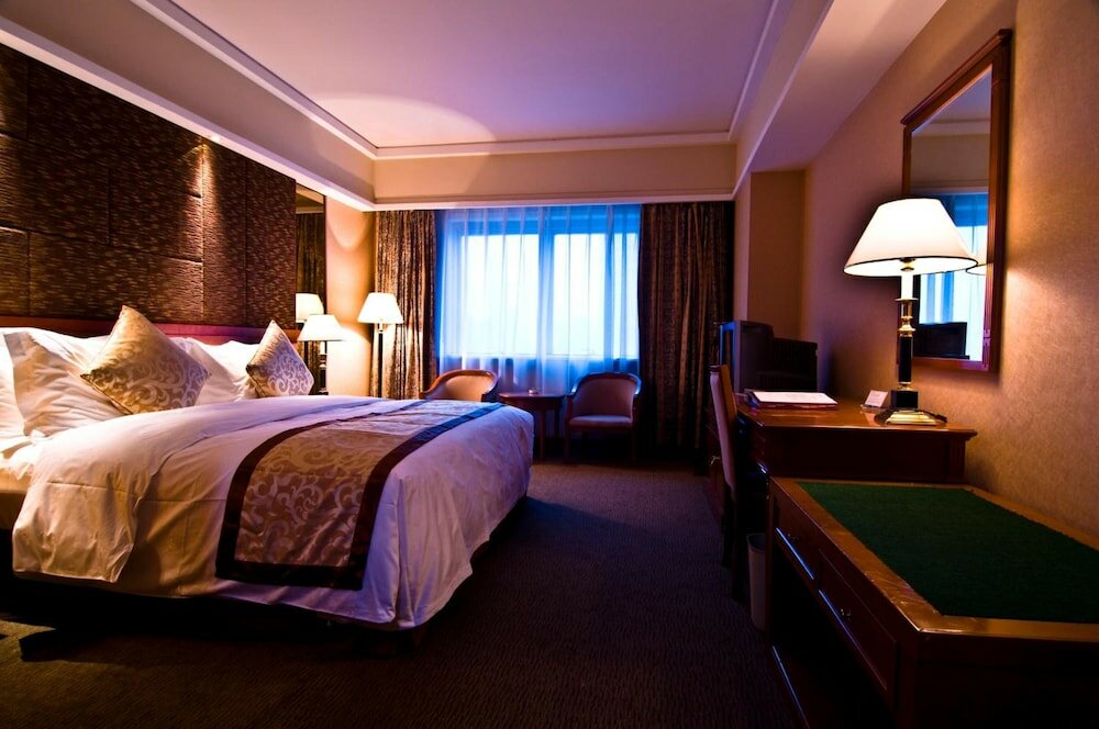 Фото Luxemon Hotel Shanghai Pudong