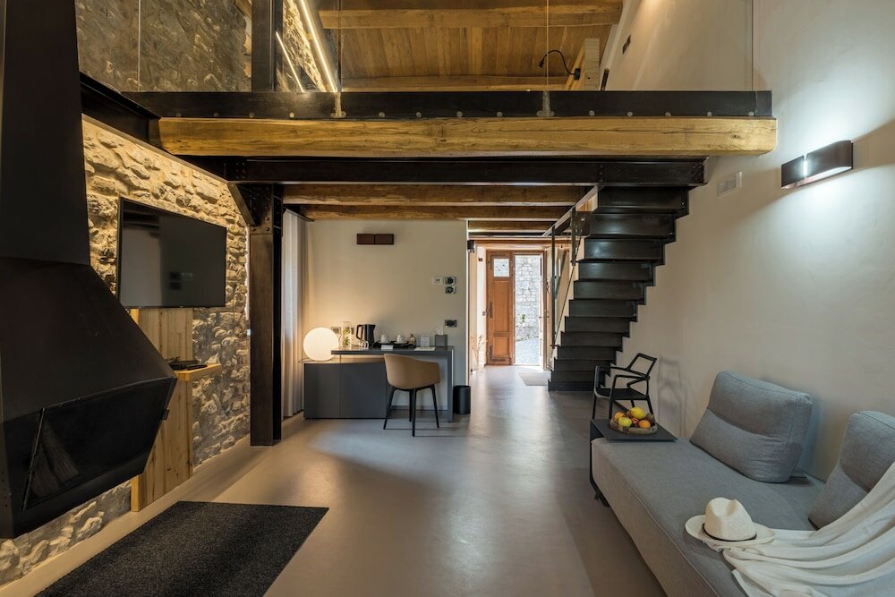 Фото Borgotufi Albergo Diffuso