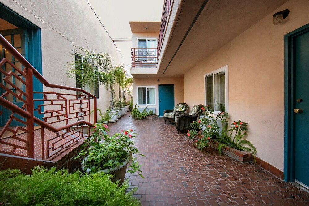 Фото Hotel Mac Rae