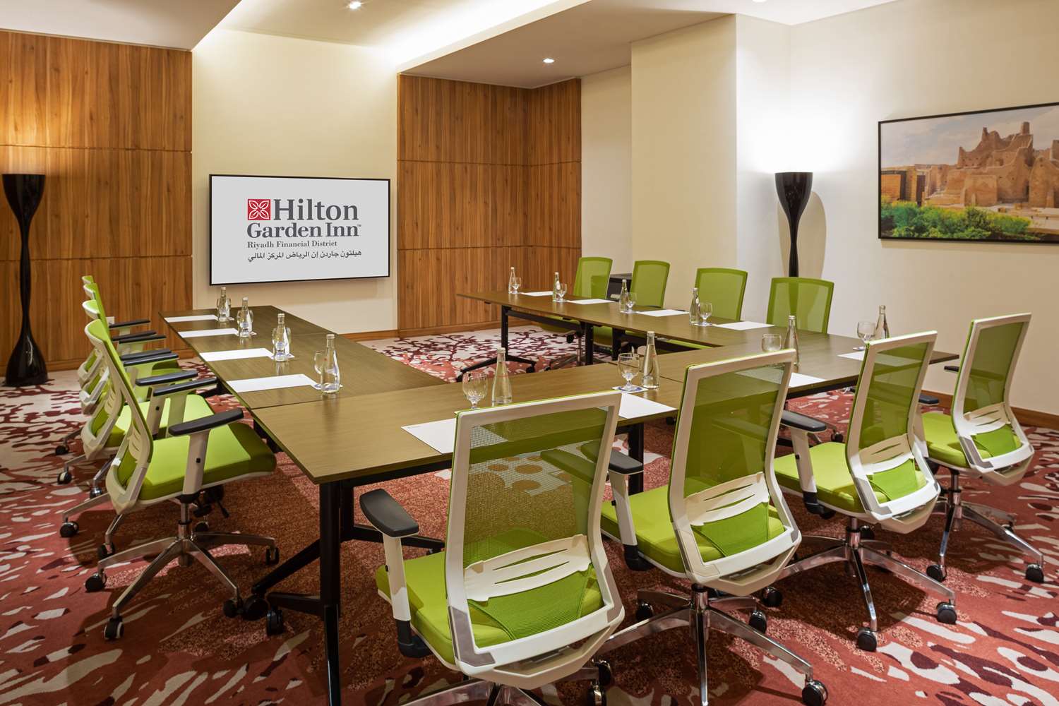 Фото Hilton Garden Inn Riyadh Financial District
