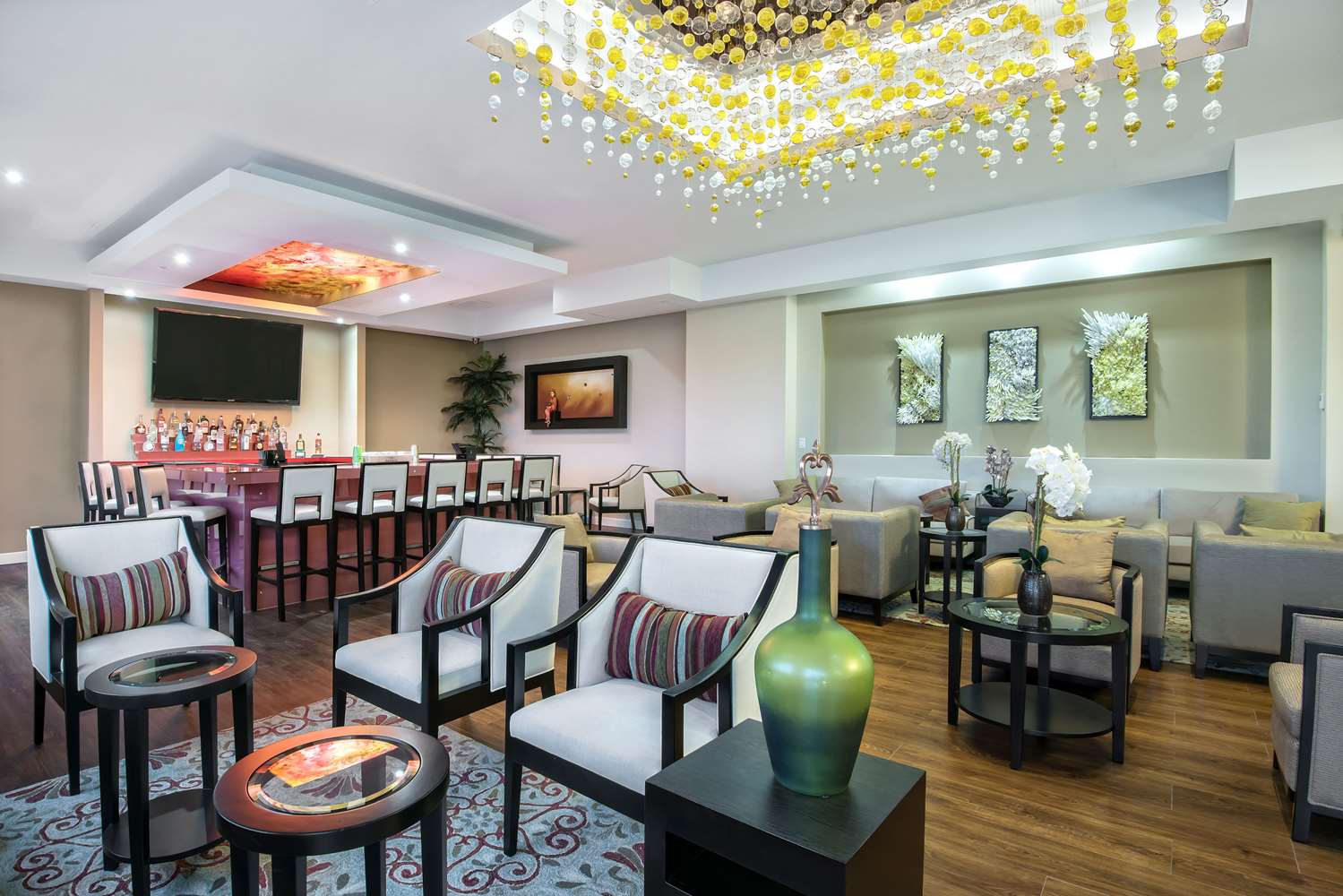 Фото Hawthorn Suites by Wyndham McAllen