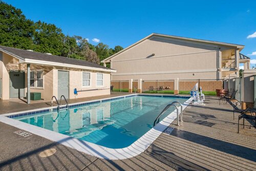 Гостиница Quality Inn & Suites Lufkin в Лафкине