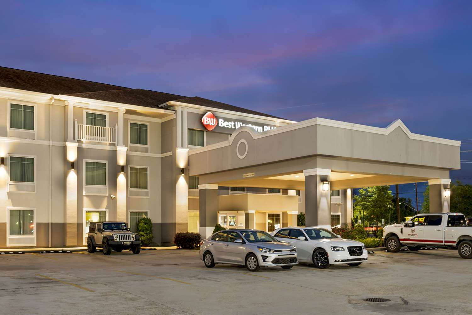 Фото Best Western Plus Chalmette Hotel