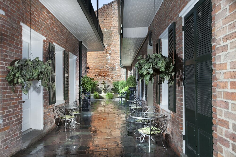 Фото Chateau Hotel