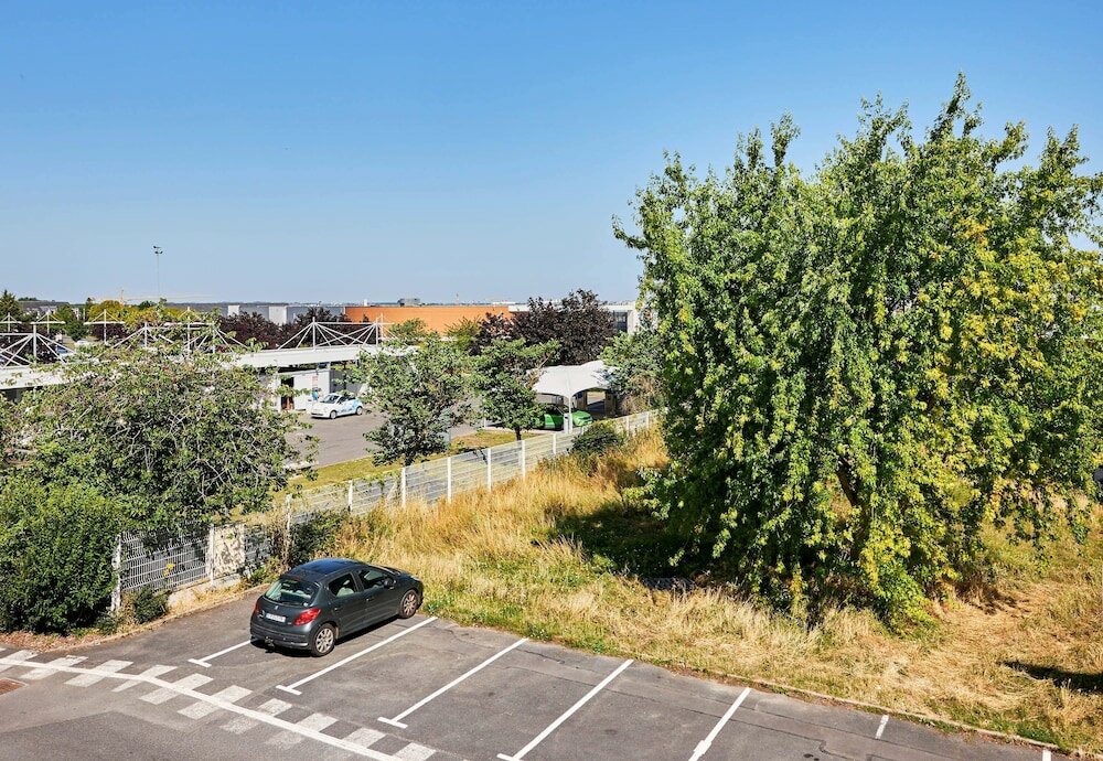 Фото B&b Hotel Caen Sud