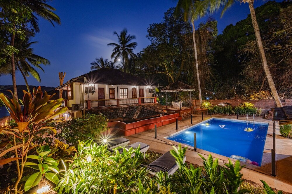 Фото Neemrana's Three Waters