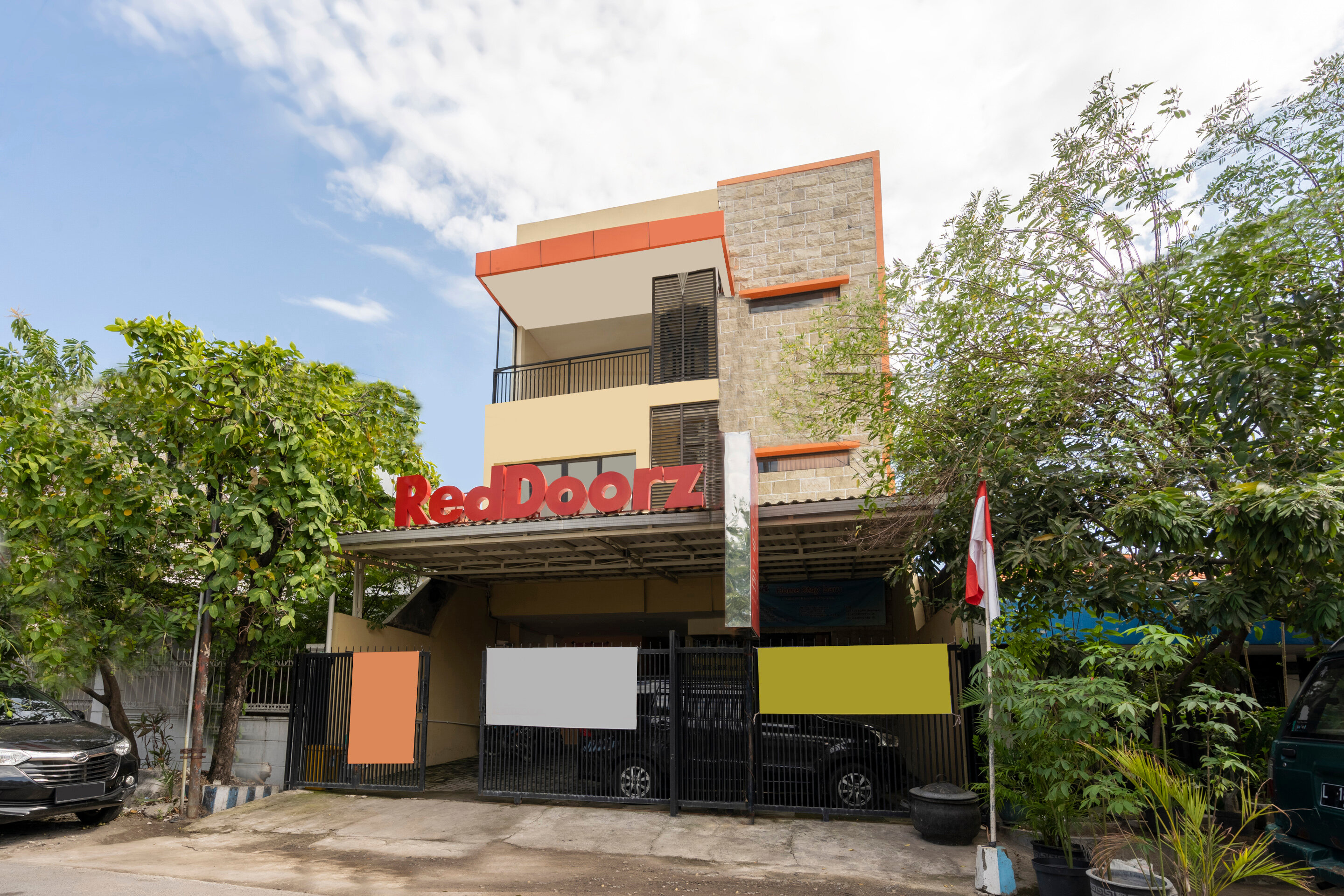 Фото отеля 1