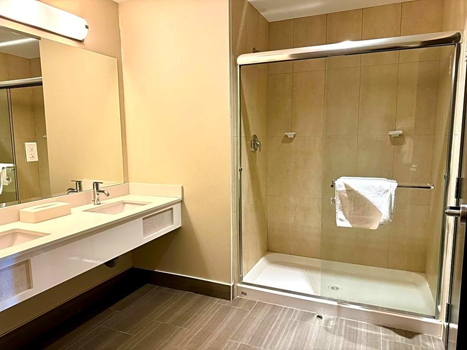 Фото Southfort Inn