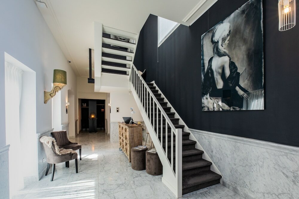 Фото Stadsvilla Mout