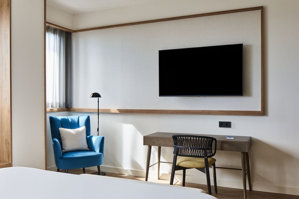 Фото Four Points by Sheraton Barcelona Airport