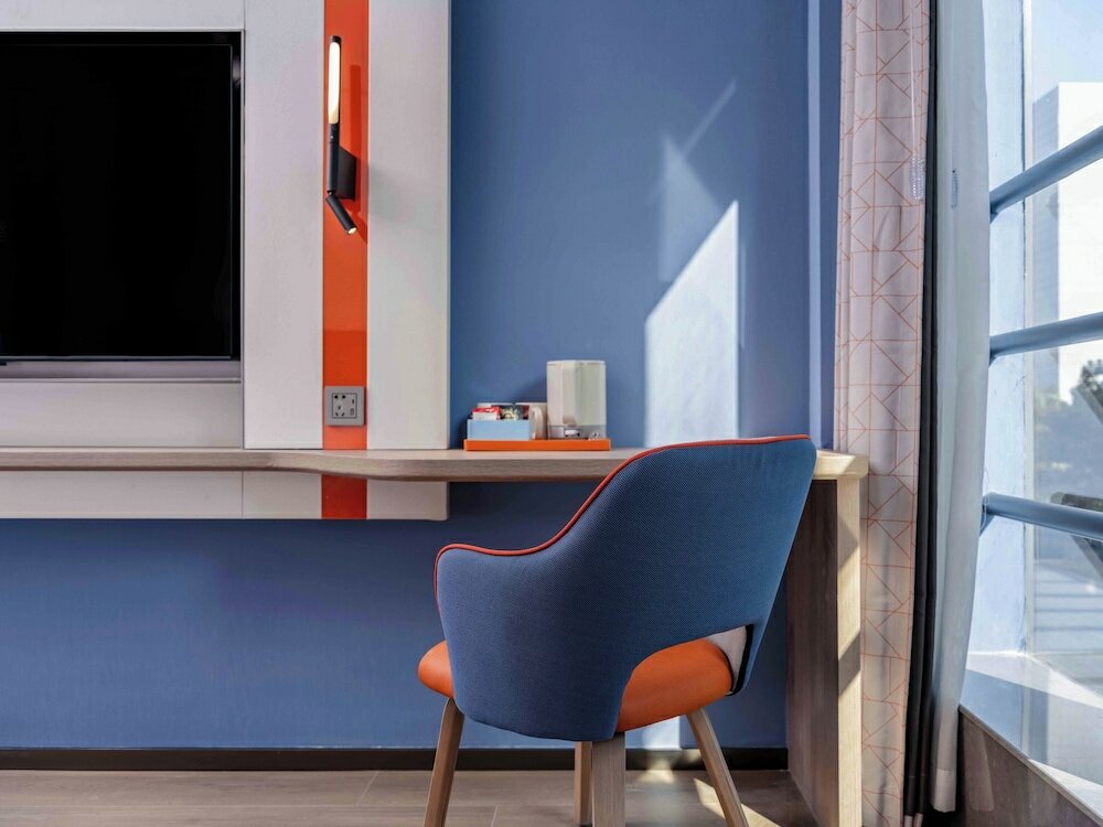 Фото Holiday Inn Express Shanghai Hongqiao Linkong