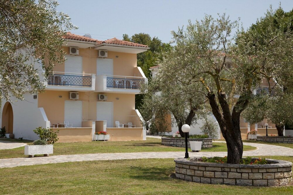 Фото Hotel Kanali