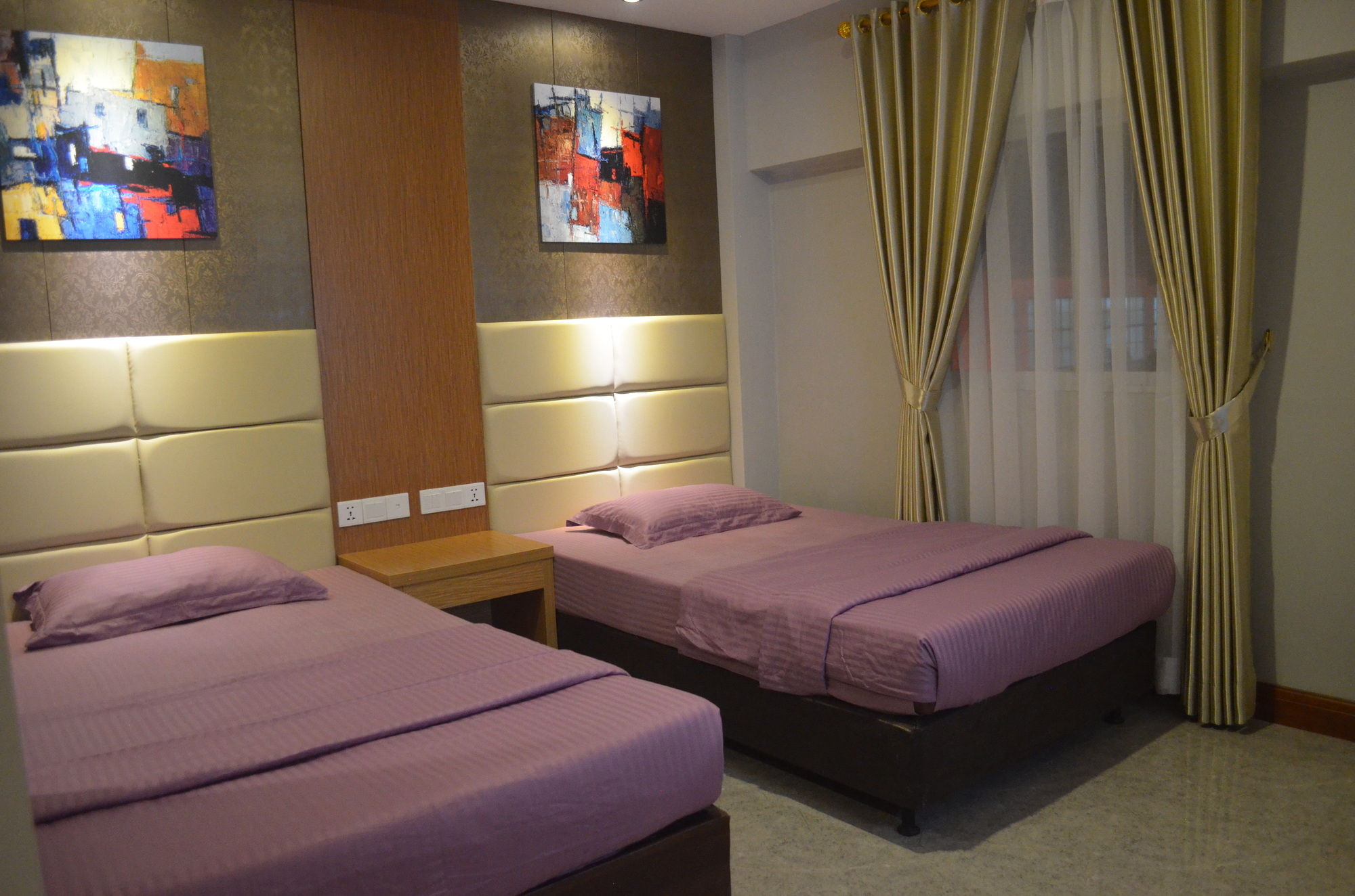 Фото Hotel Mustika Gajah Mada