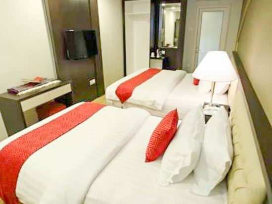 Фото Al Khatiri Hotel