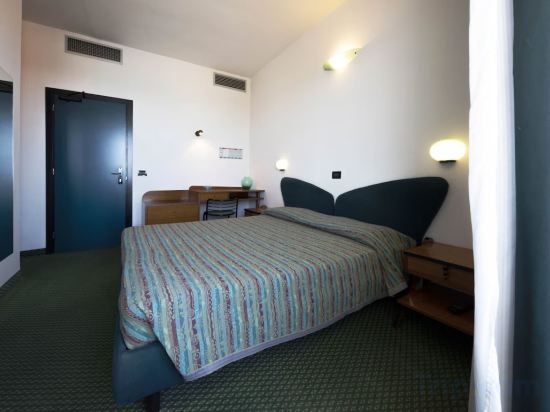 Фото Hotel Ali d'Oro