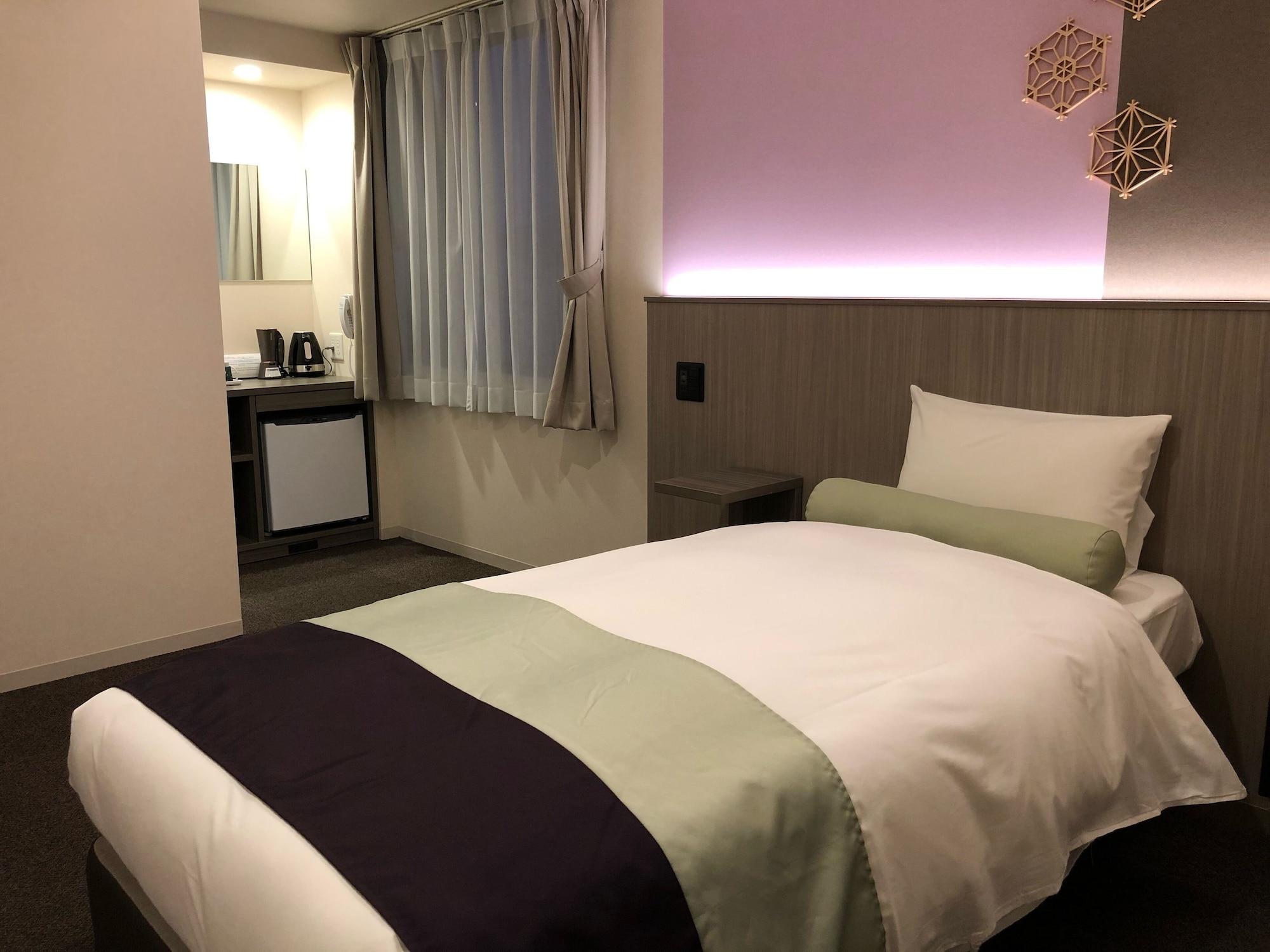 Фото Kyoto Crystal Hotel III