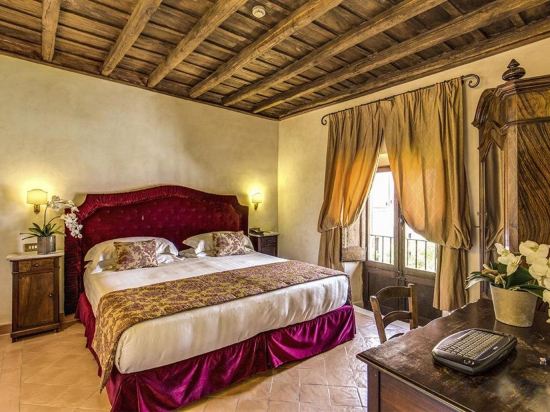 Фото Donna Camilla Savelli – VRetreats