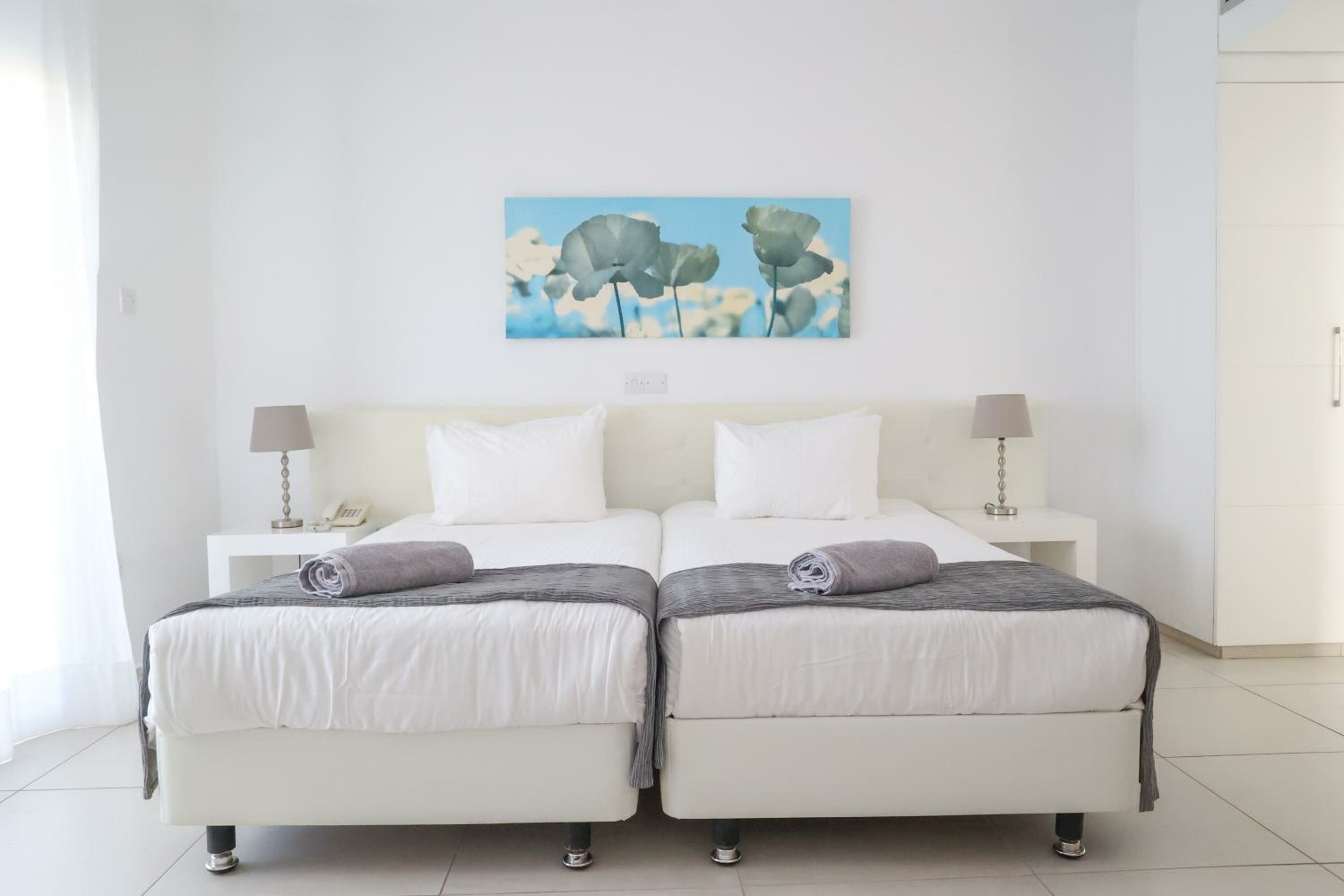 Фото Alva Hotel Apartments