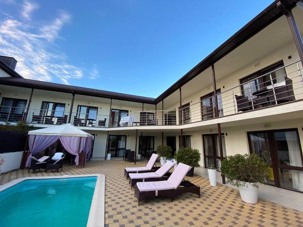 Фото отеля 1