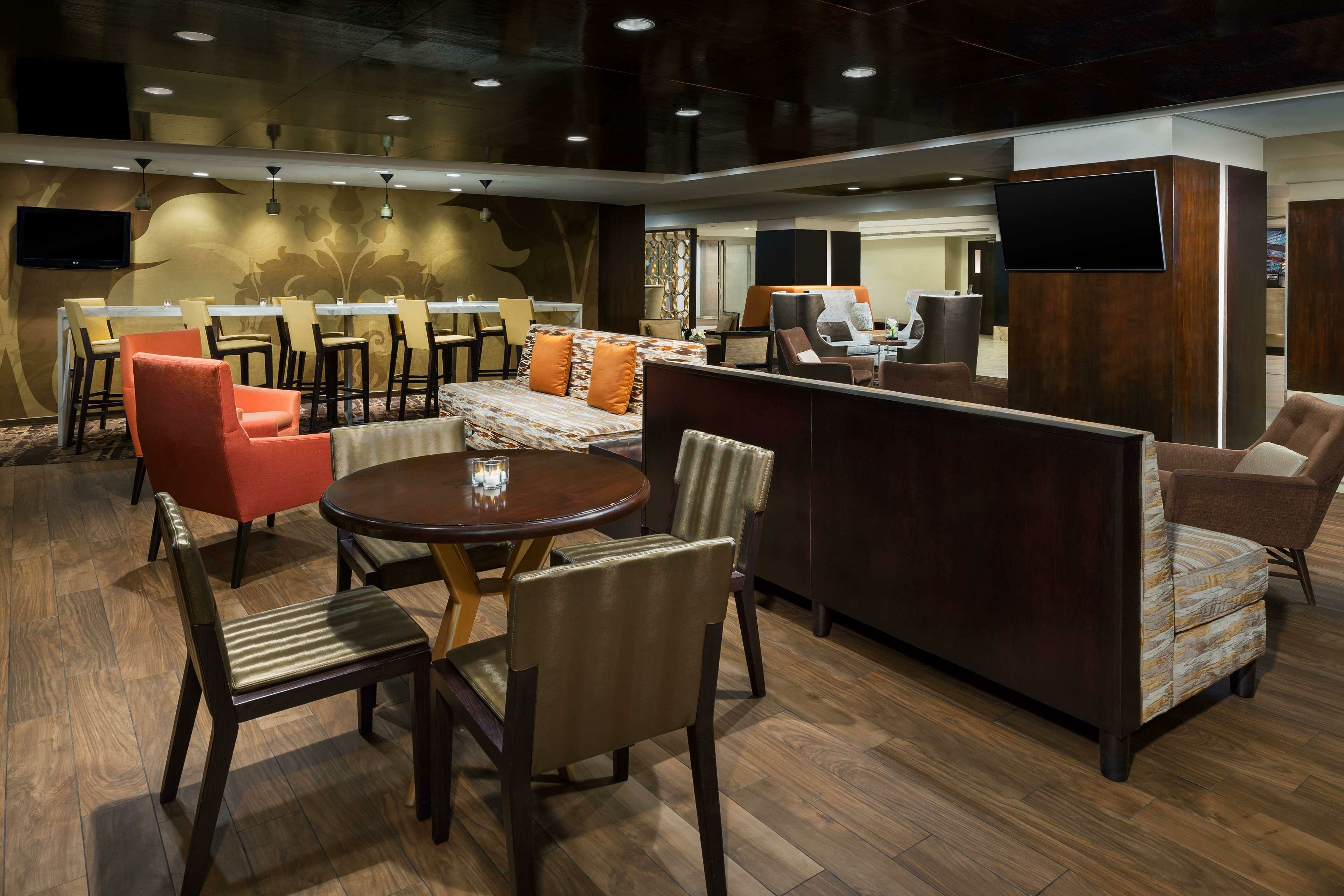 Фото Отель DoubleTree by Hilton Metropolitan - New York City