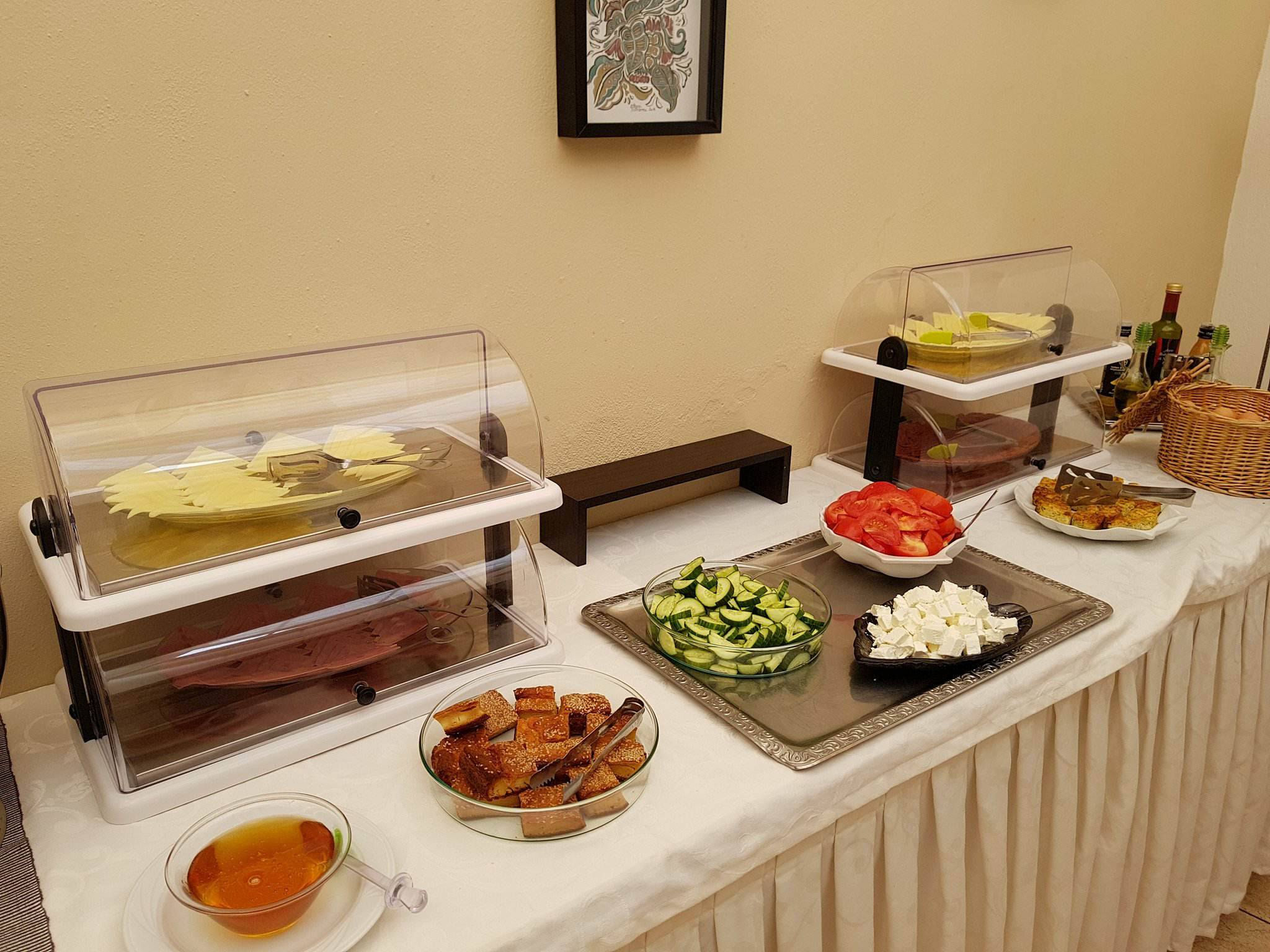 Фото Amazones Sun Studios