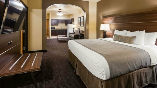 Гостиница Best Western Plus Hill Country Suites в Сан-Антонио
