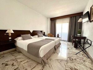 Гостиница Hotel Turia Valencia