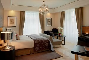 Гостиница Hotel Schweizerhof Bern & SPA