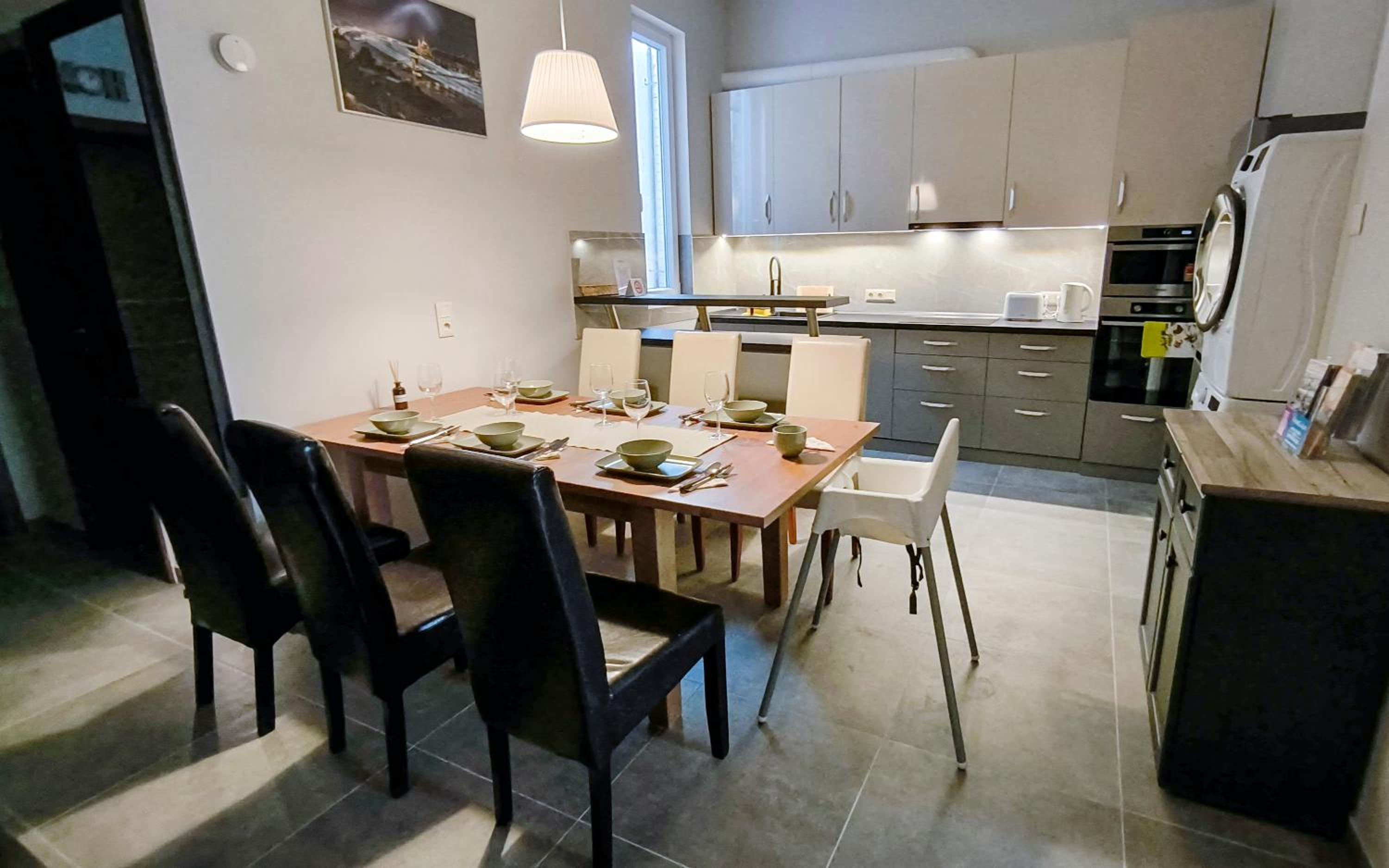 Фото Corvin Point Rooms and Apartments