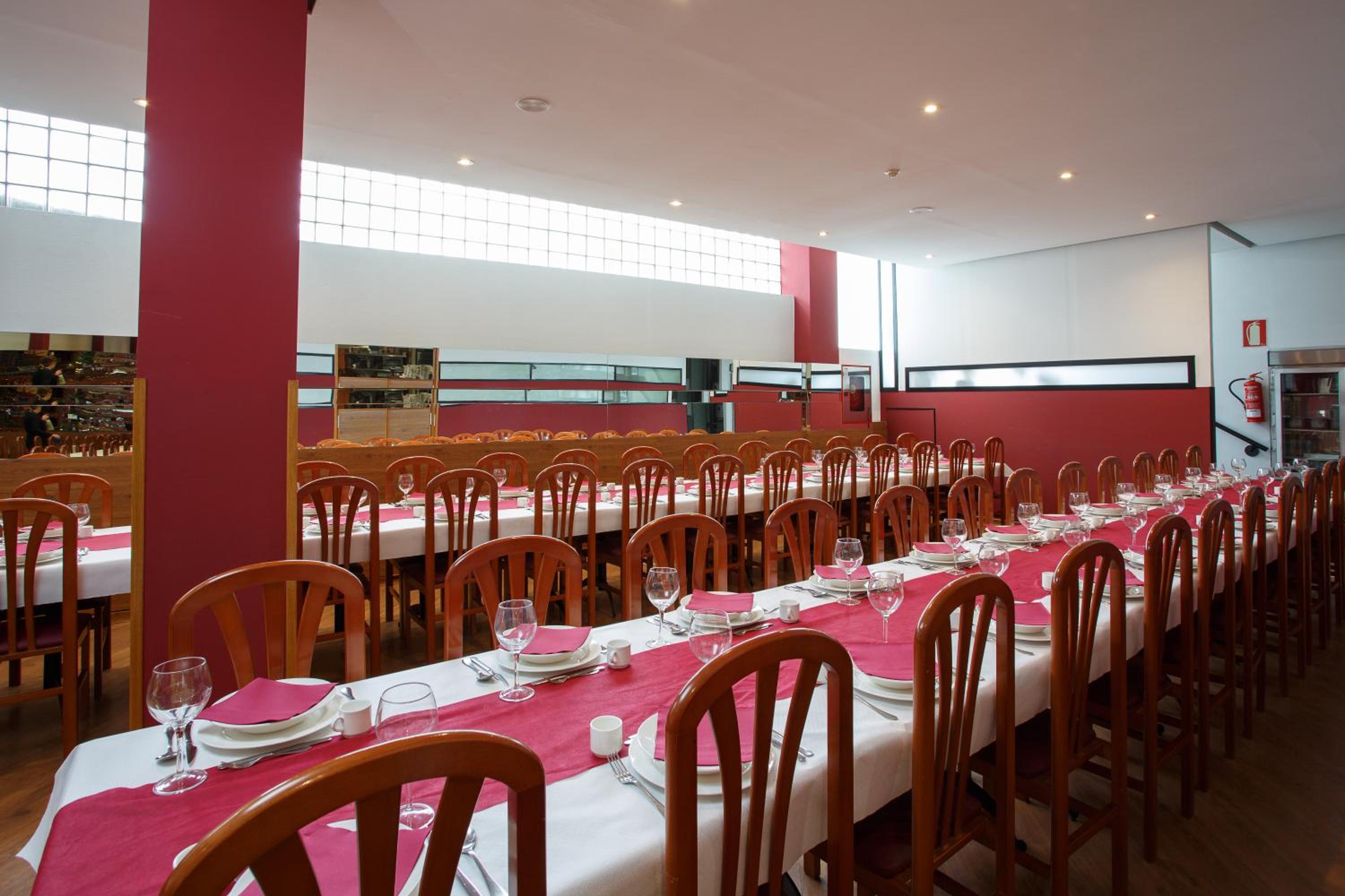 Фото Hotel Pontiñas