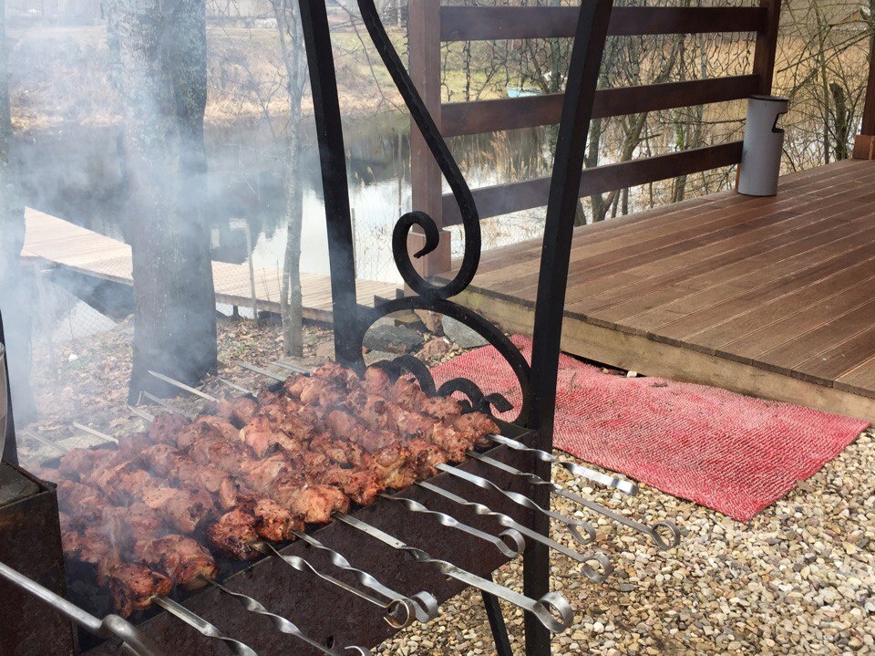 Фото Дом у реки