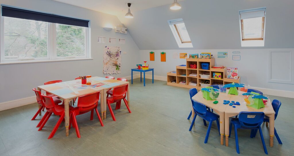 School Bright Horizons Caterham The Laurels Day Nursery and Preschool, England, photo