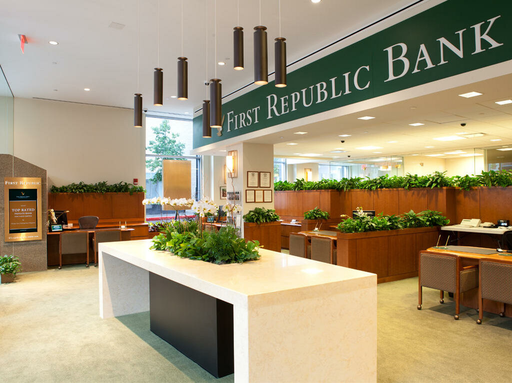 Financial consulting First Republic Bank, Boston, photo