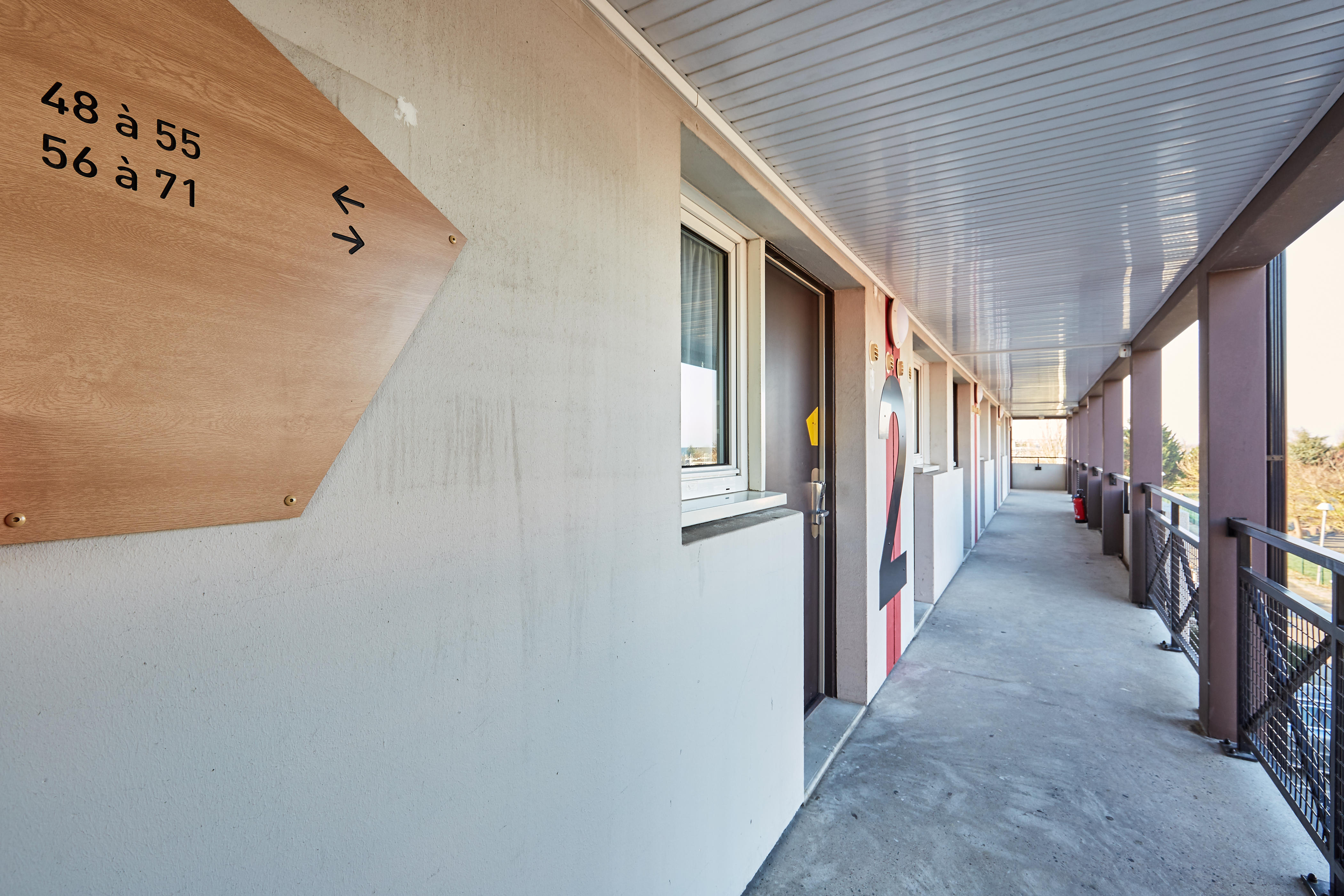 Фото B&b Hotel Caen Sud