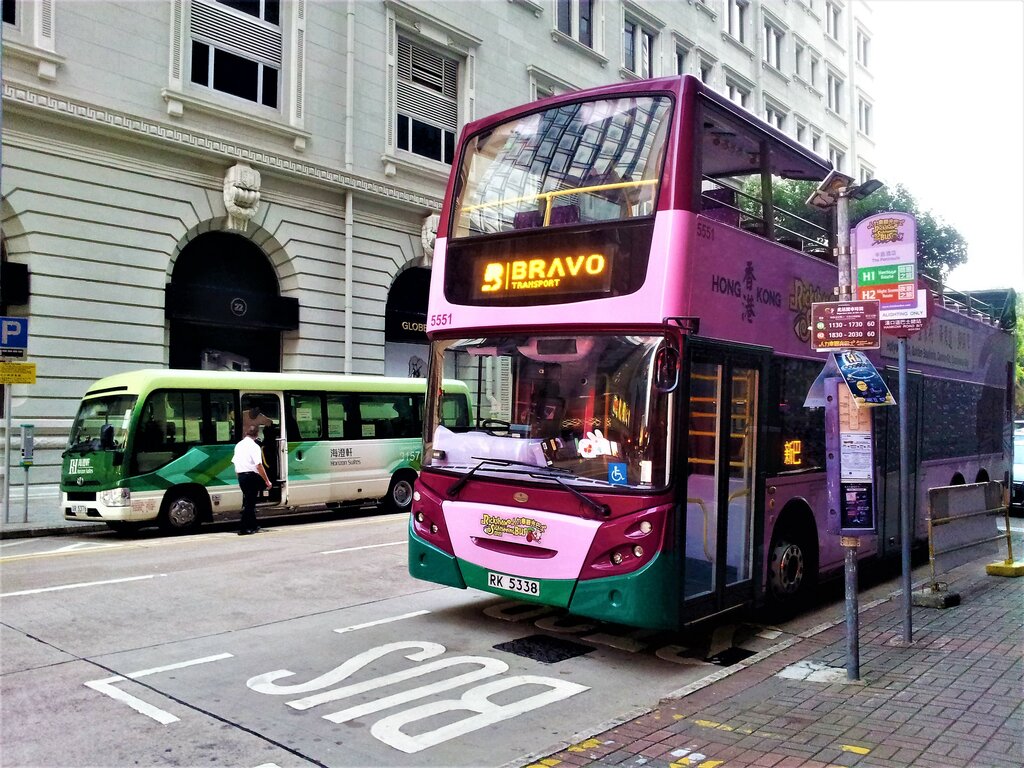 Public transport stop The Peninsula, Kowloon, photo