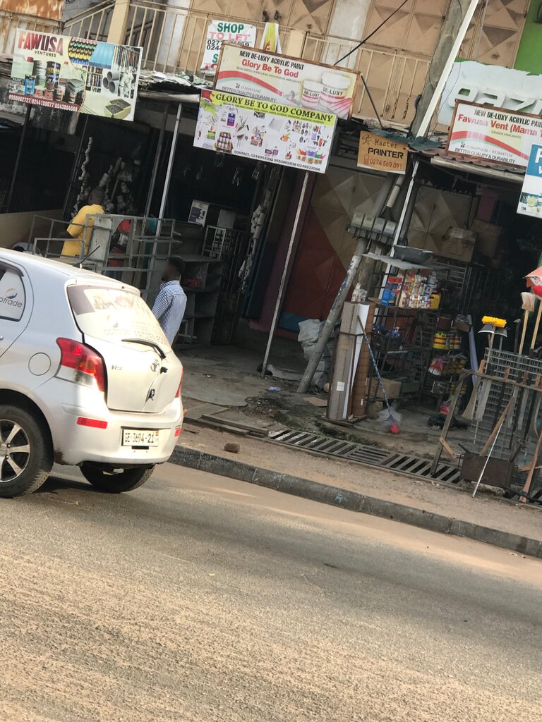Paintwork materials Glory Be To God, Accra, photo