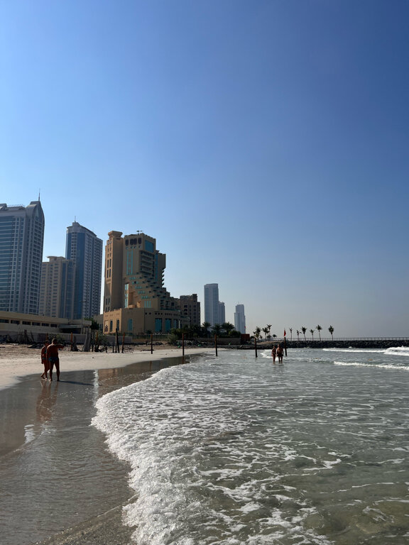 Hotel Ajman Beach Hotel, Ajman, photo