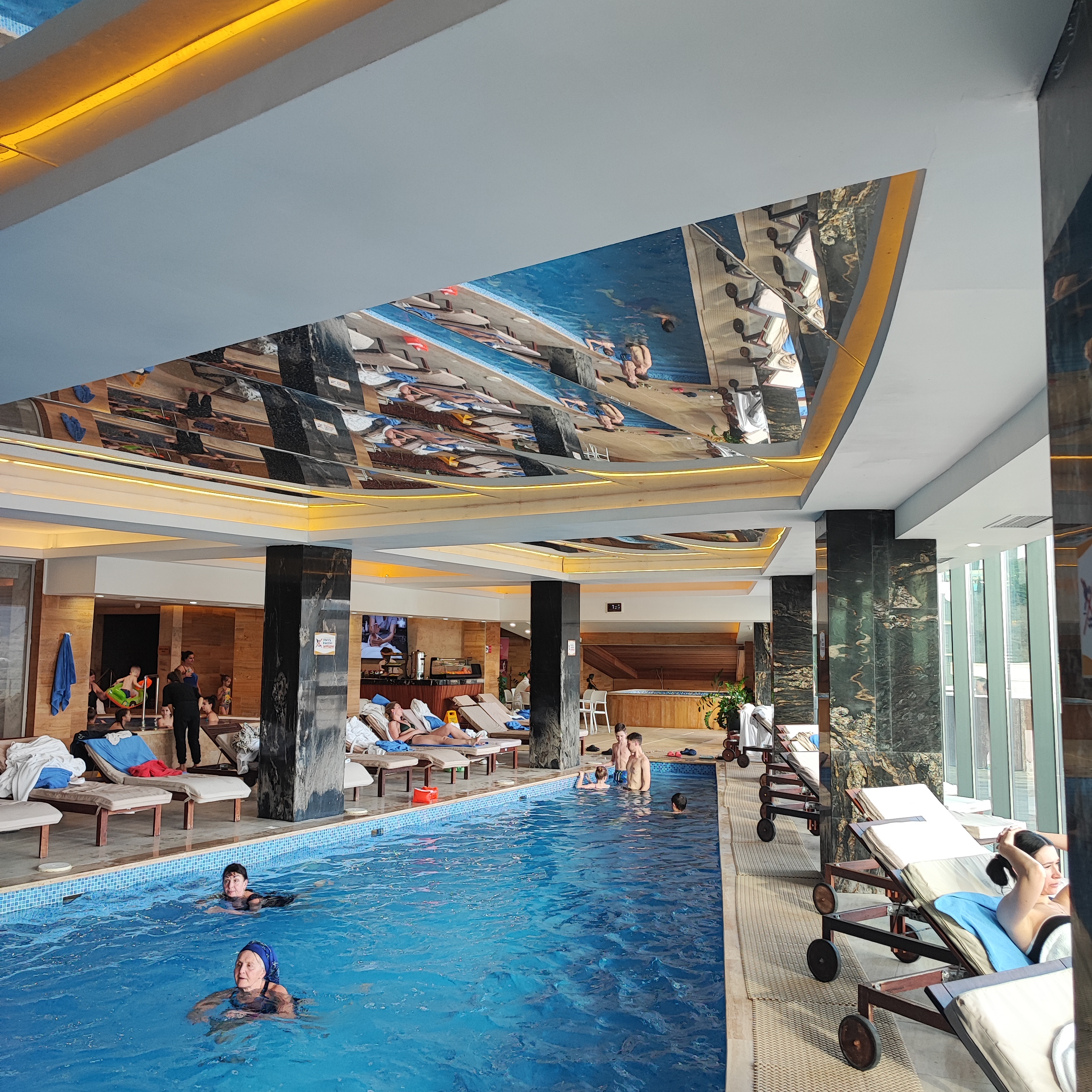 Фото Гурзуф Ривьера