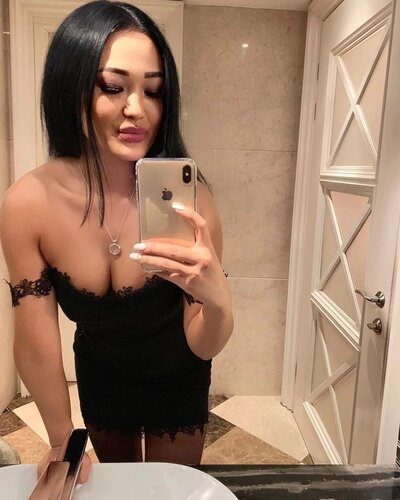 Ұялшақ жапондық порно