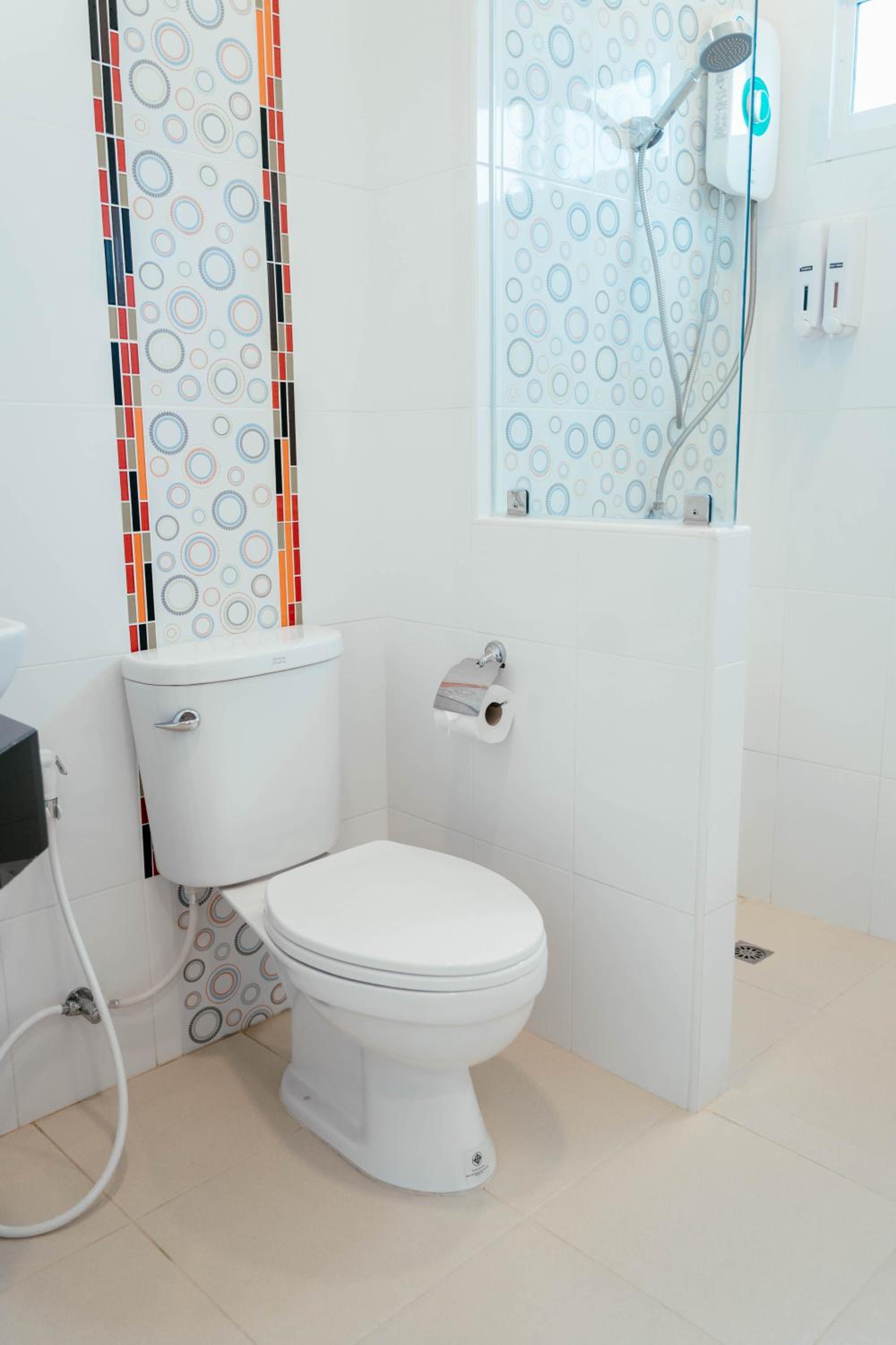 Фото It's Me Keawanong Hotel