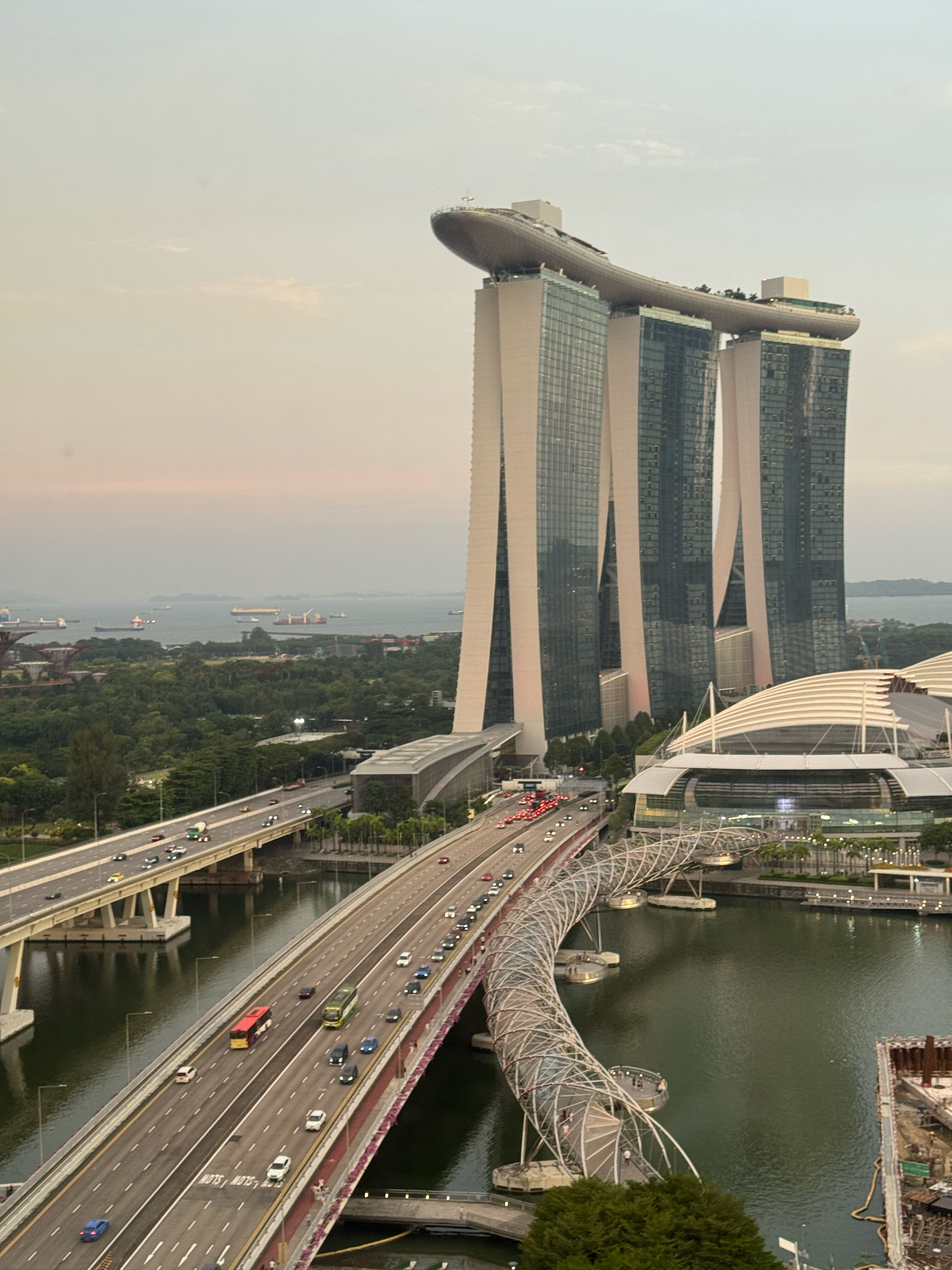 Фото The Ritz-Carlton, Millenia Singapore