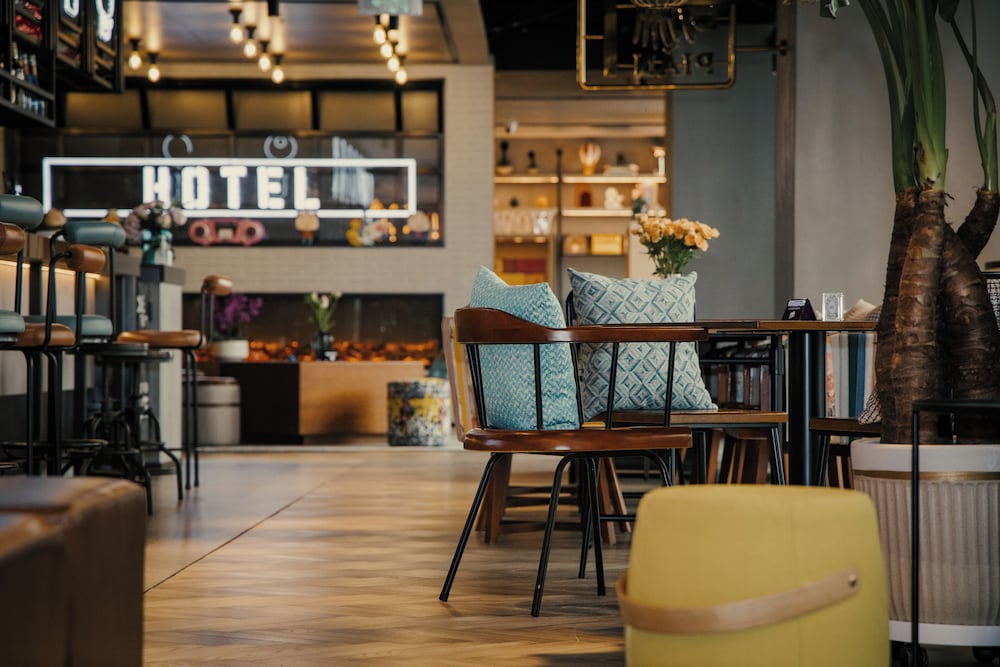 Фото Moxy Xi'an Downtown