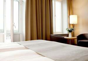 Grand Hotel Falkenberg (Hotellgatan, 1) ، فندق