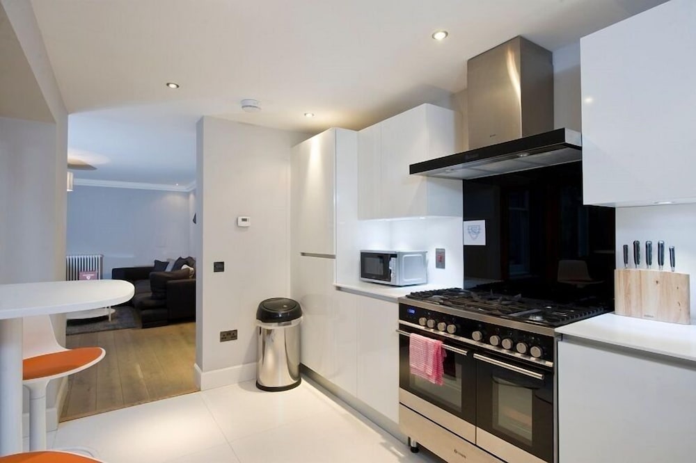 Фото Destiny Scotland - Q-Residence