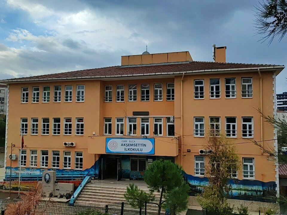 Primary school Aksemsettin Primary School, Izmir, photo