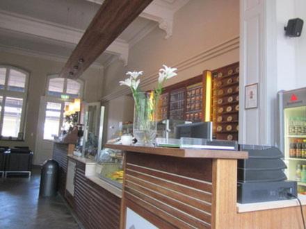 Фото Hotel Neuer Karlshof