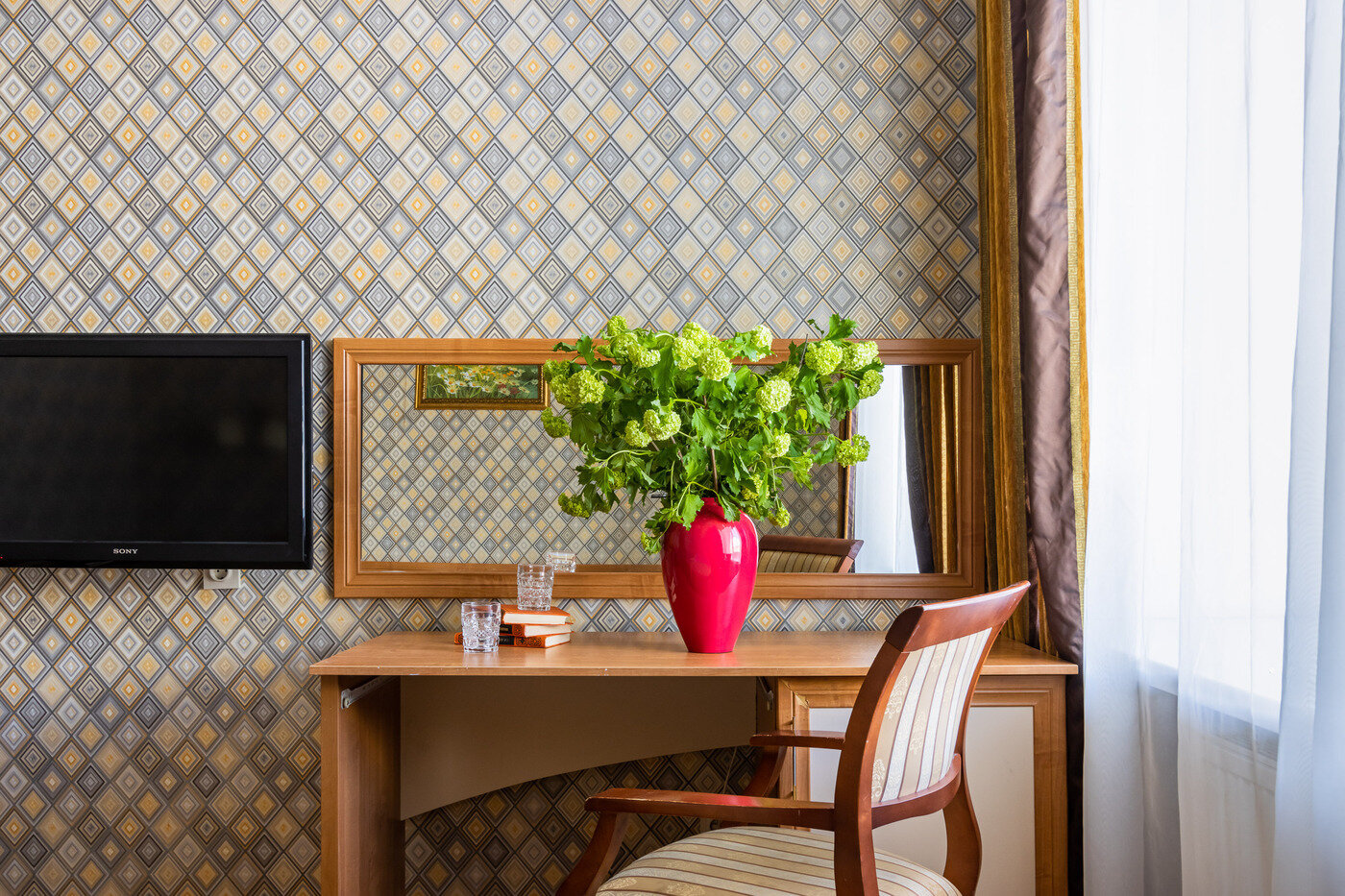 Фото Номера на Площади Восстания