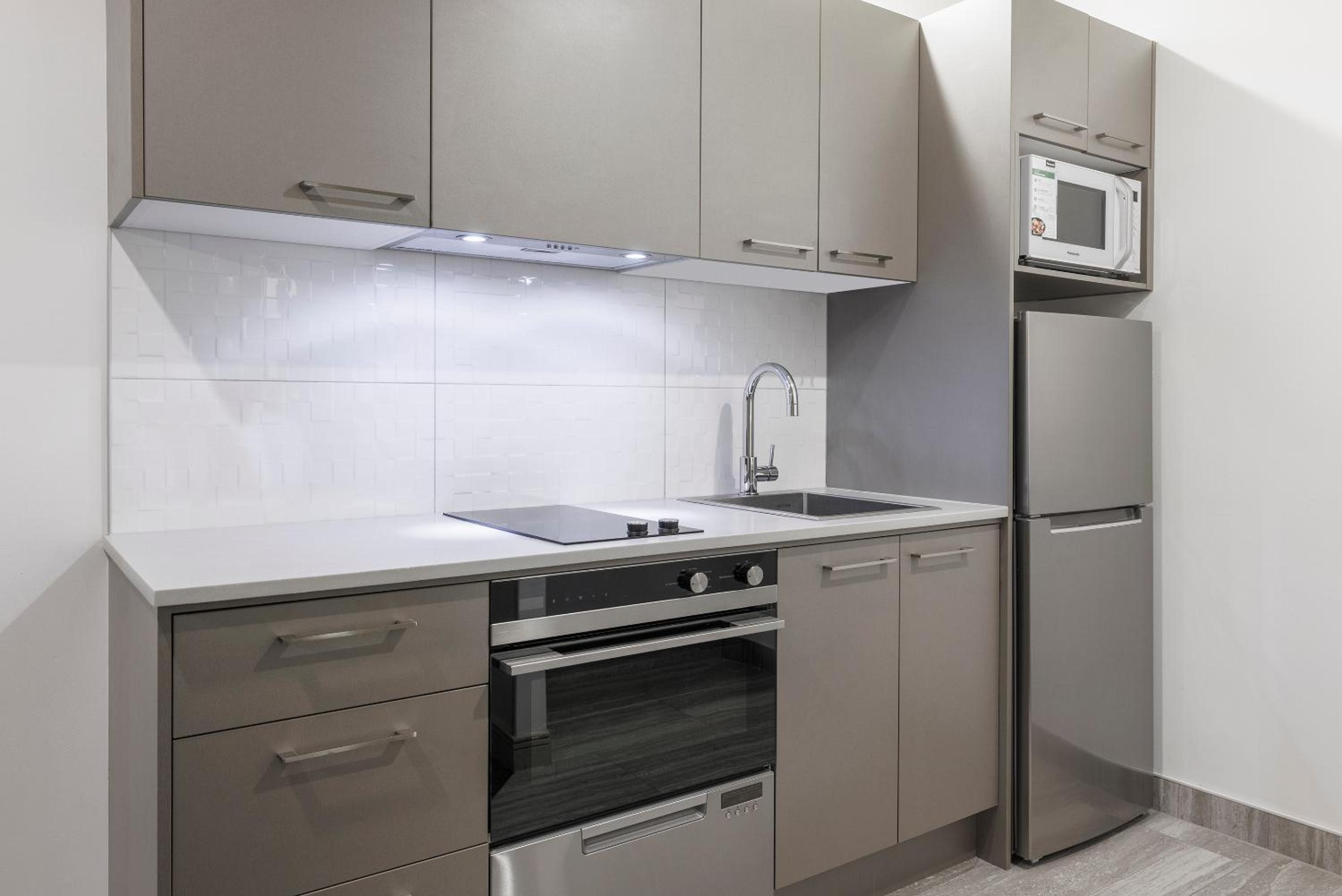 Фото Adina CityLife Wellington