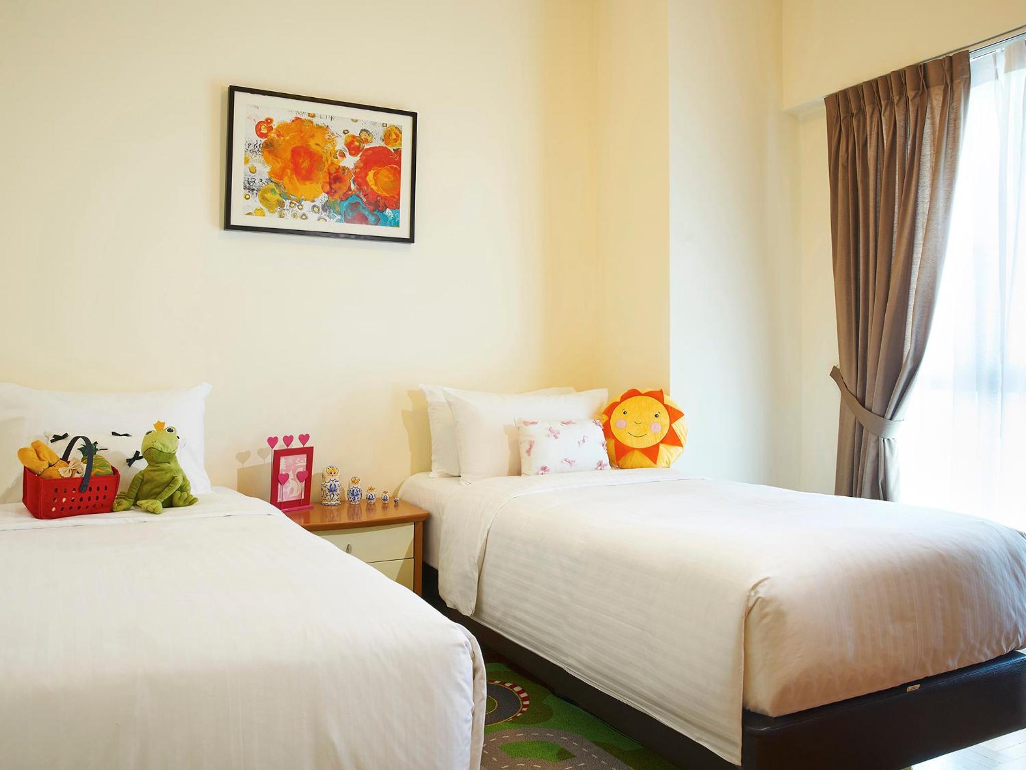 Фото Village Residence Hougang